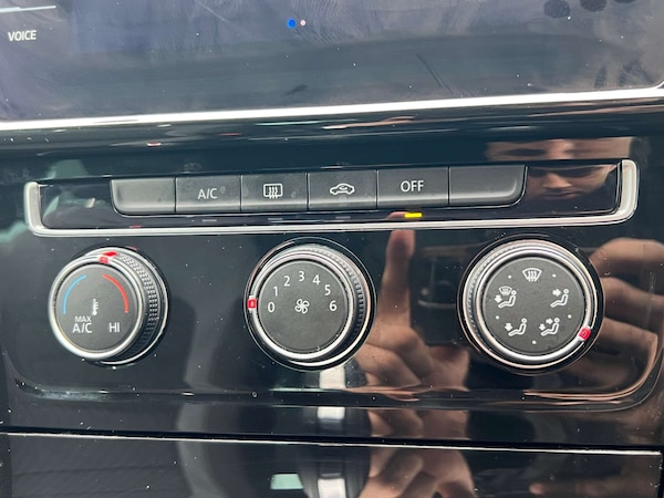 Used Volkswagen Golf 2019 for sale - 73922806: Photo 52