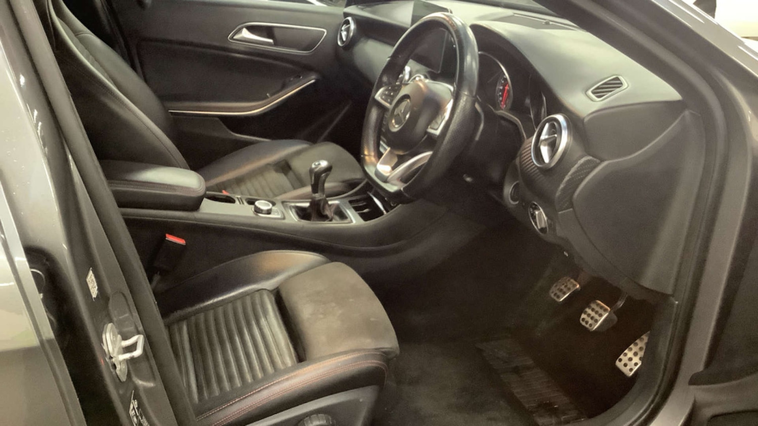 Used Mercedes-Benz A-Class 2016 for sale - 77662823: Photo 7