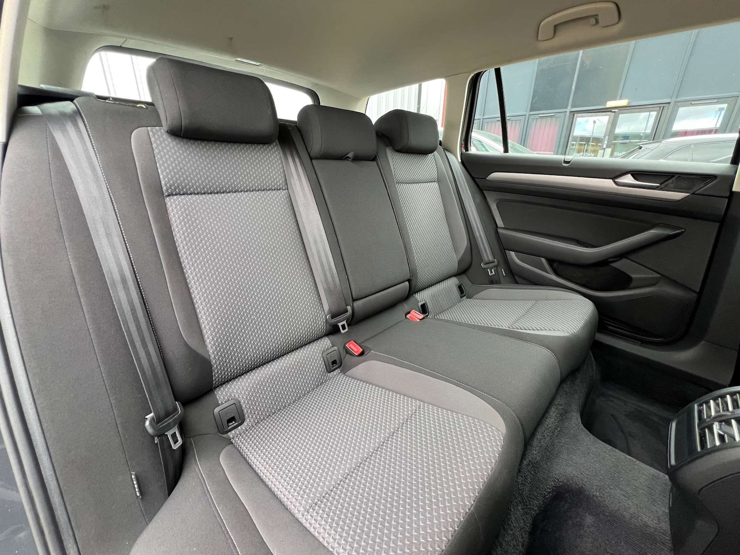 Used Volkswagen Passat 2016 for sale - 75959342: Photo 24