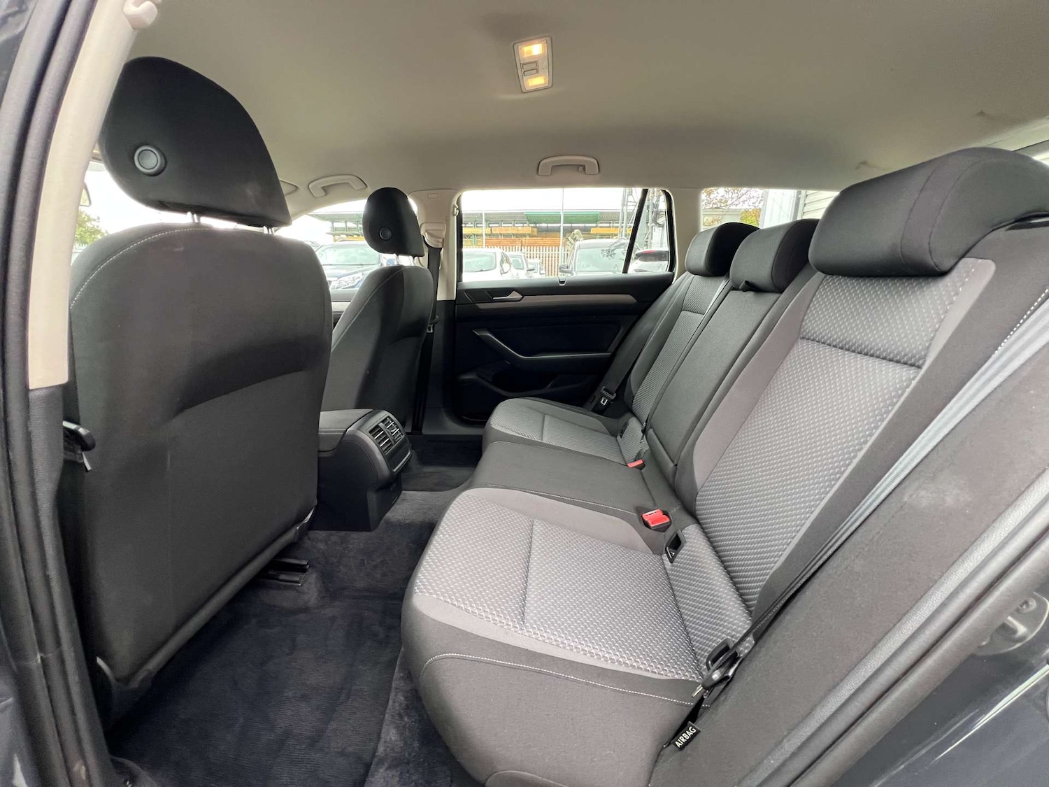 Used Volkswagen Passat 2016 for sale - 75959342: Photo 28