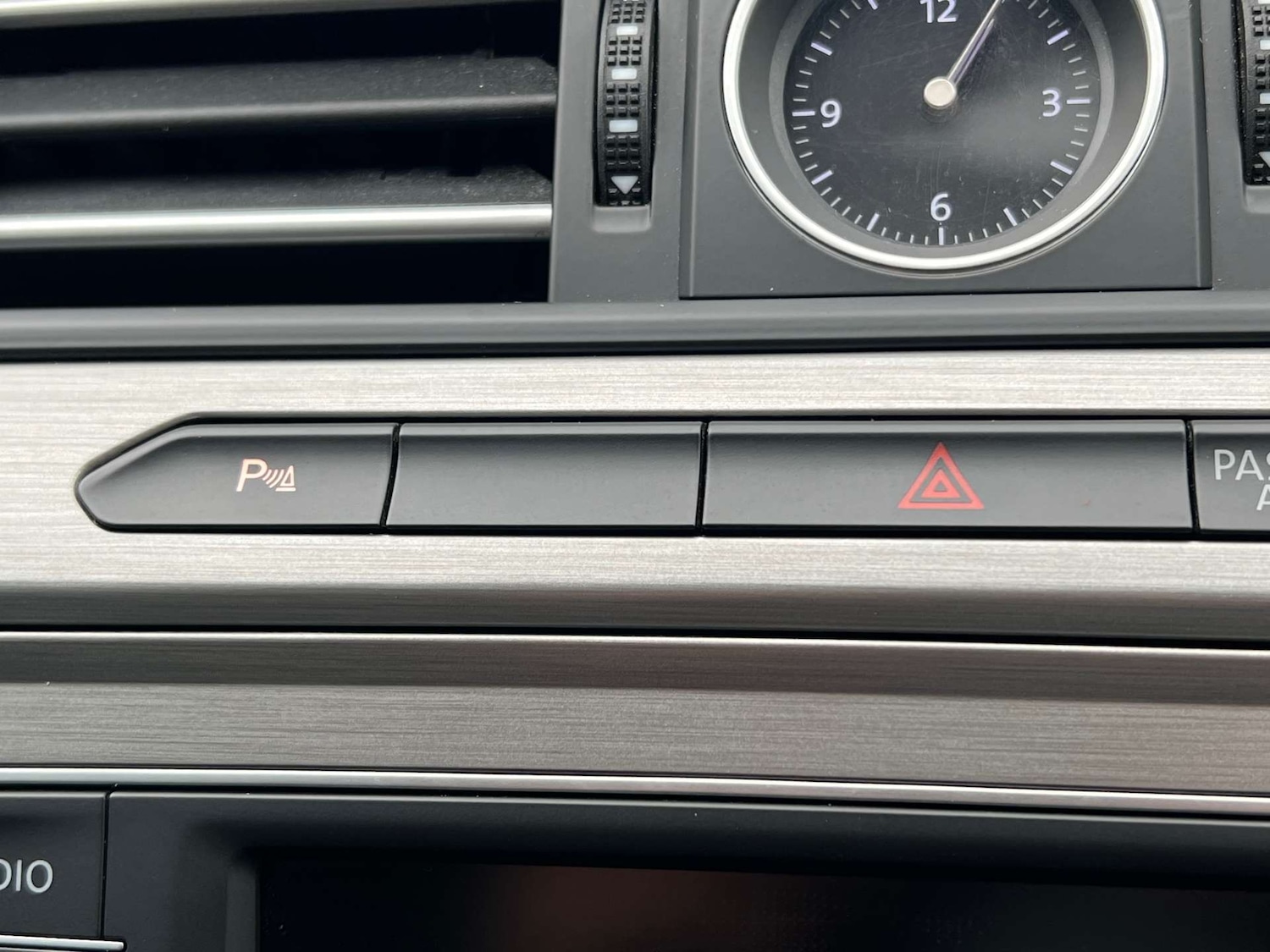 Used Volkswagen Passat 2016 for sale - 75959342: Photo 45