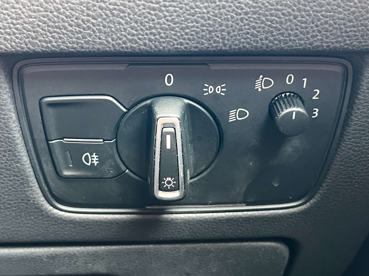 Used Volkswagen Passat 2016 for sale - 75959342: Photo 61