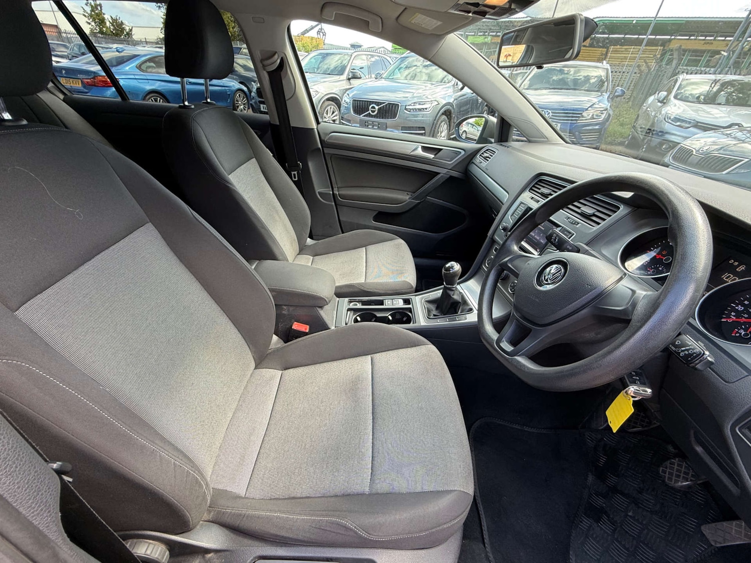 Used Volkswagen Golf 2013 for sale - 76601634: Photo 6