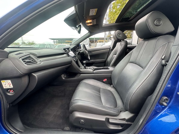 Used Honda Civic 2018 for sale - 75398066: Photo 25