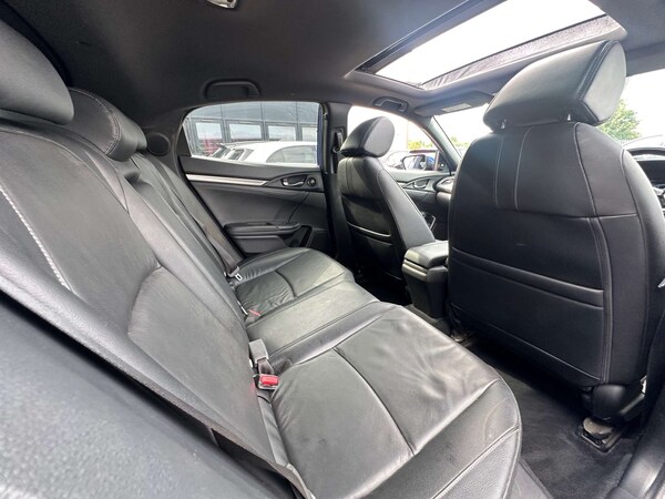 Used Honda Civic 2018 for sale - 75398066: Photo 28