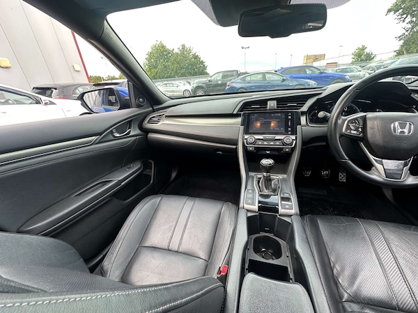 Used Honda Civic 2018 for sale - 75398066: Photo 33