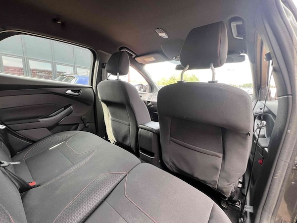 Used Ford Focus 2018 for sale - 76005238: Photo 14