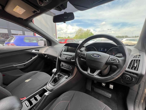 Used Ford Focus 2018 for sale - 76005238: Photo 8