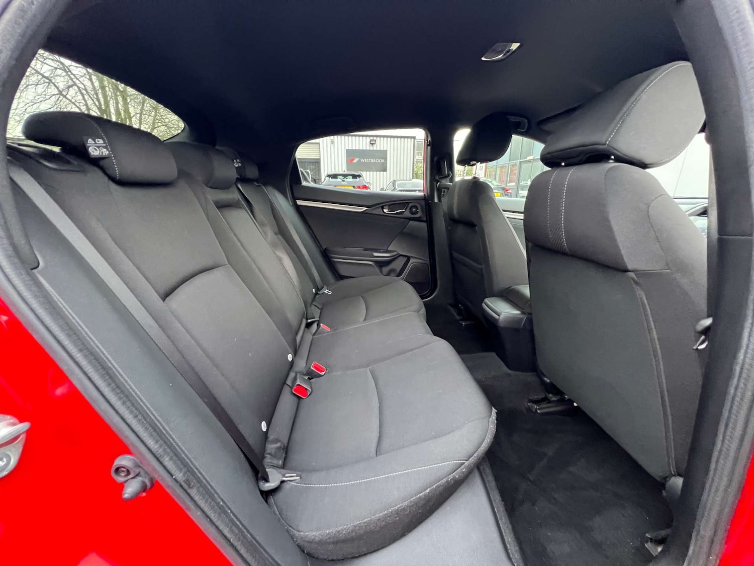 Used Honda Civic 2018 for sale - 76595816: Photo 33