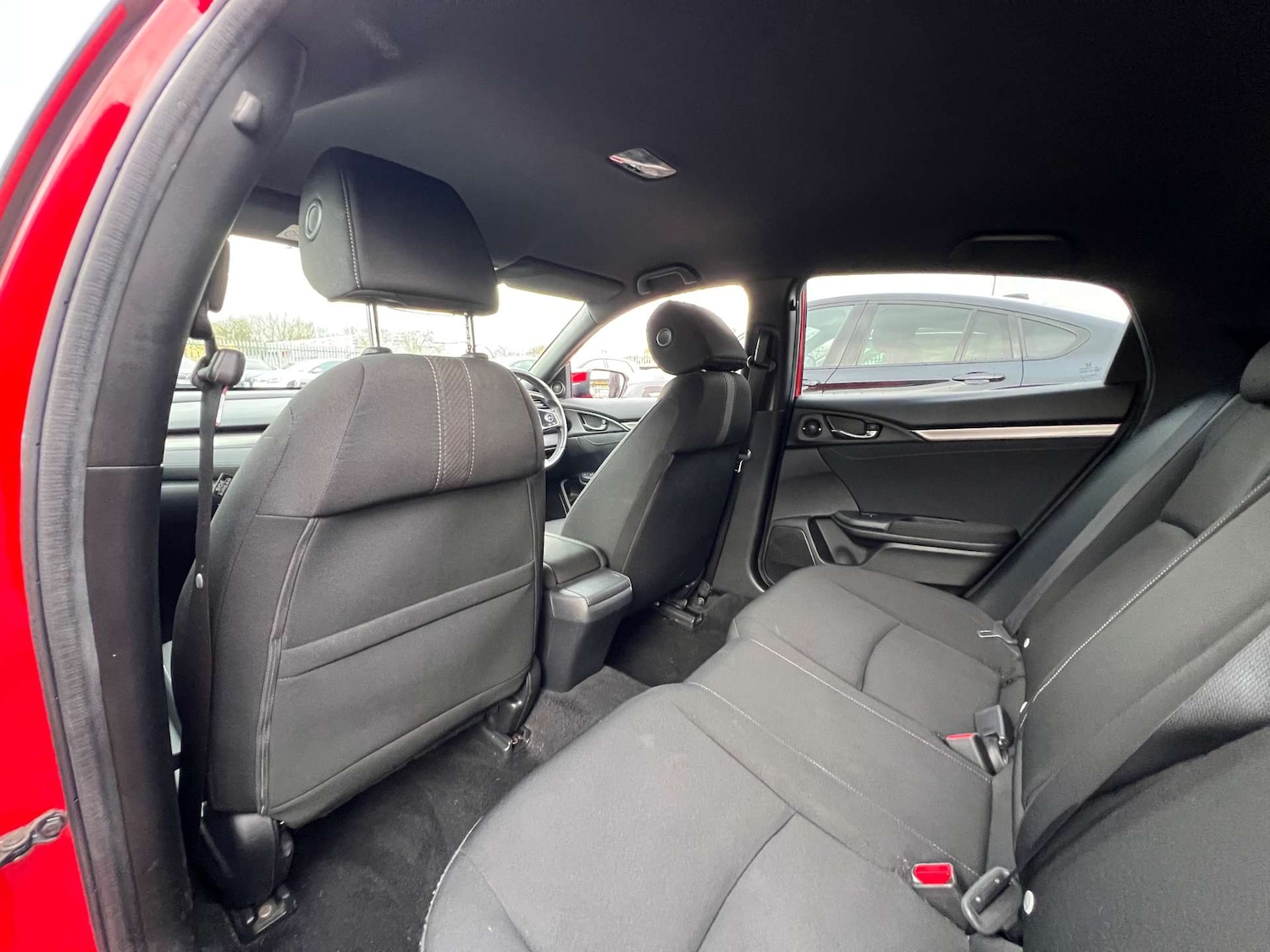 Used Honda Civic 2018 for sale - 76595816: Photo 37