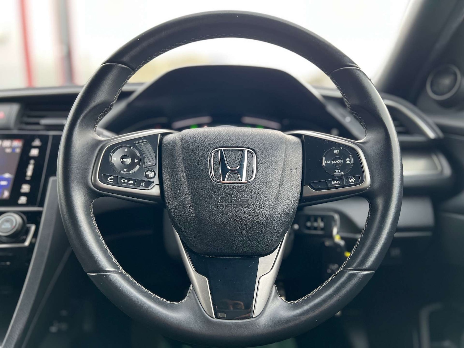 Used Honda Civic 2018 for sale - 76595816: Photo 61