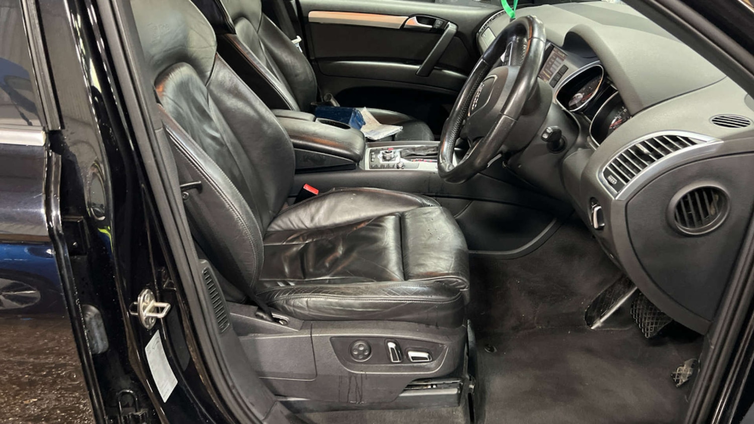 Used Audi Q7 2011 for sale - 76604246: Photo 10