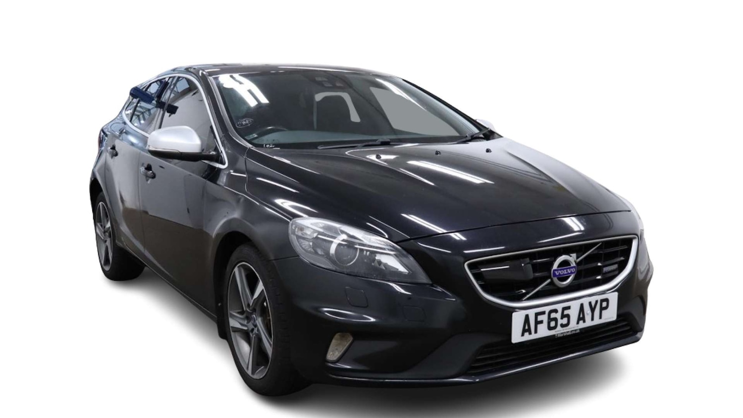 Used Volvo V40 2015 for sale - 76007320: Photo 1
