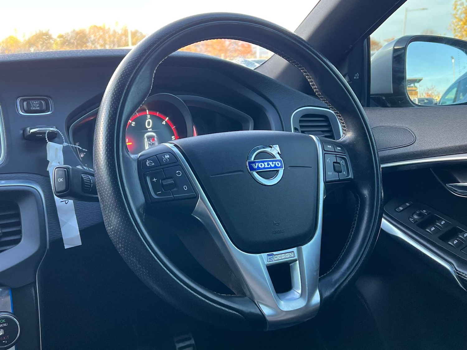 Used Volvo V40 2015 for sale - 76007320: Photo 17