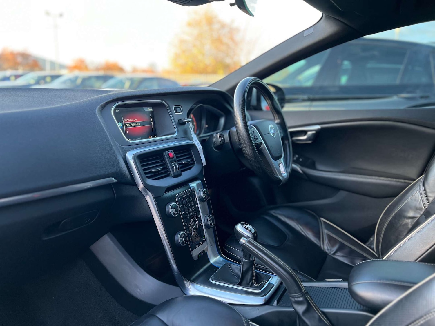 Used Volvo V40 2015 for sale - 76007320: Photo 32