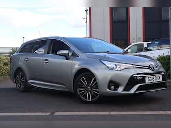 Used Toyota Avensis 2018 for sale - 79803680: Photo
