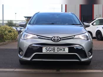 Used Toyota Avensis 2018 for sale - 79803680: Photo