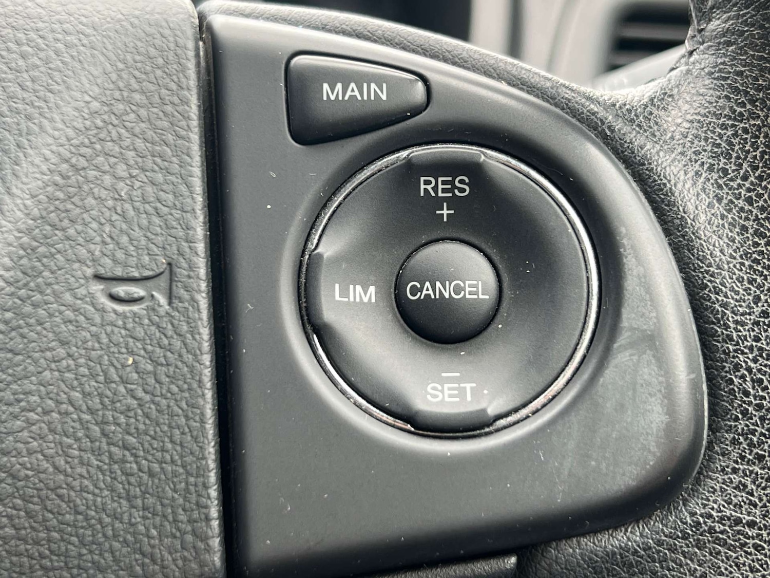 Used Honda CR-V 2018 for sale - 77662791: Photo 51