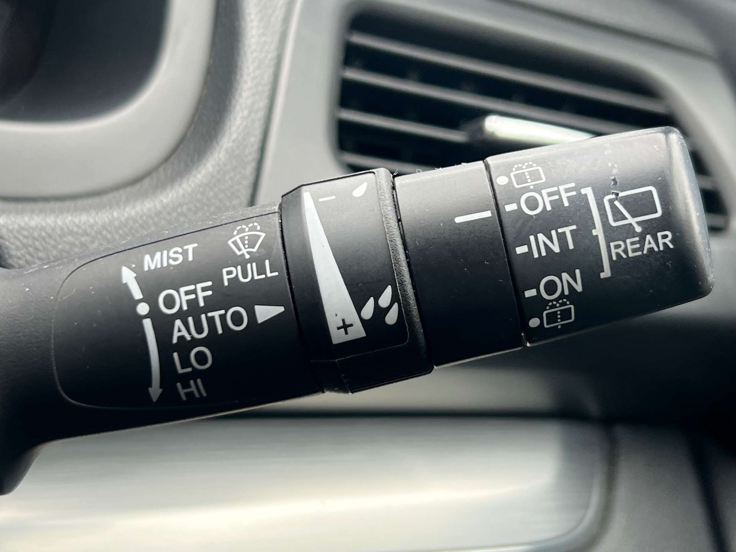 Used Honda CR-V 2018 for sale - 77662791: Photo 52