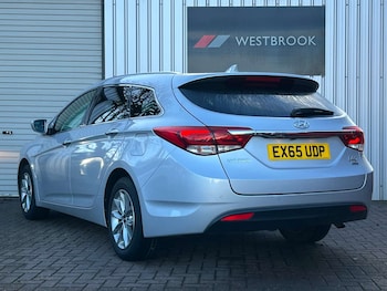 Used Hyundai i40 2015 for sale - 76277596: Photo