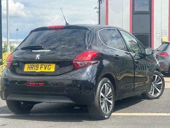 Used Peugeot 208 2019 for sale - 79044697: Photo