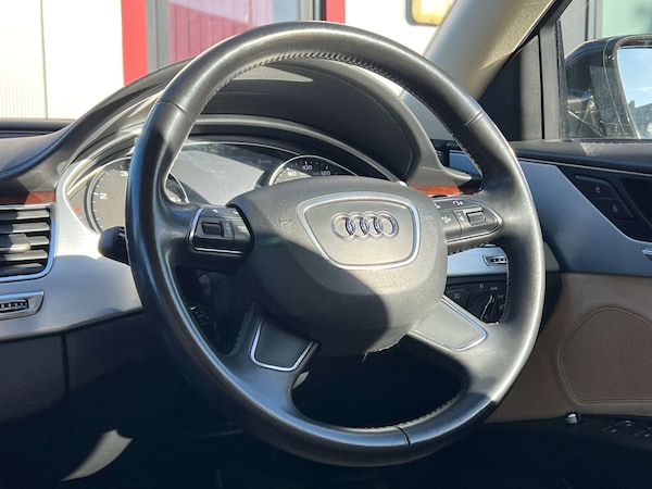 Used Audi A8 2011 for sale - 76181548: Photo 18