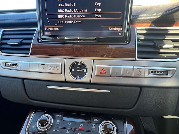Used Audi A8 2011 for sale - 76181548: Photo 48