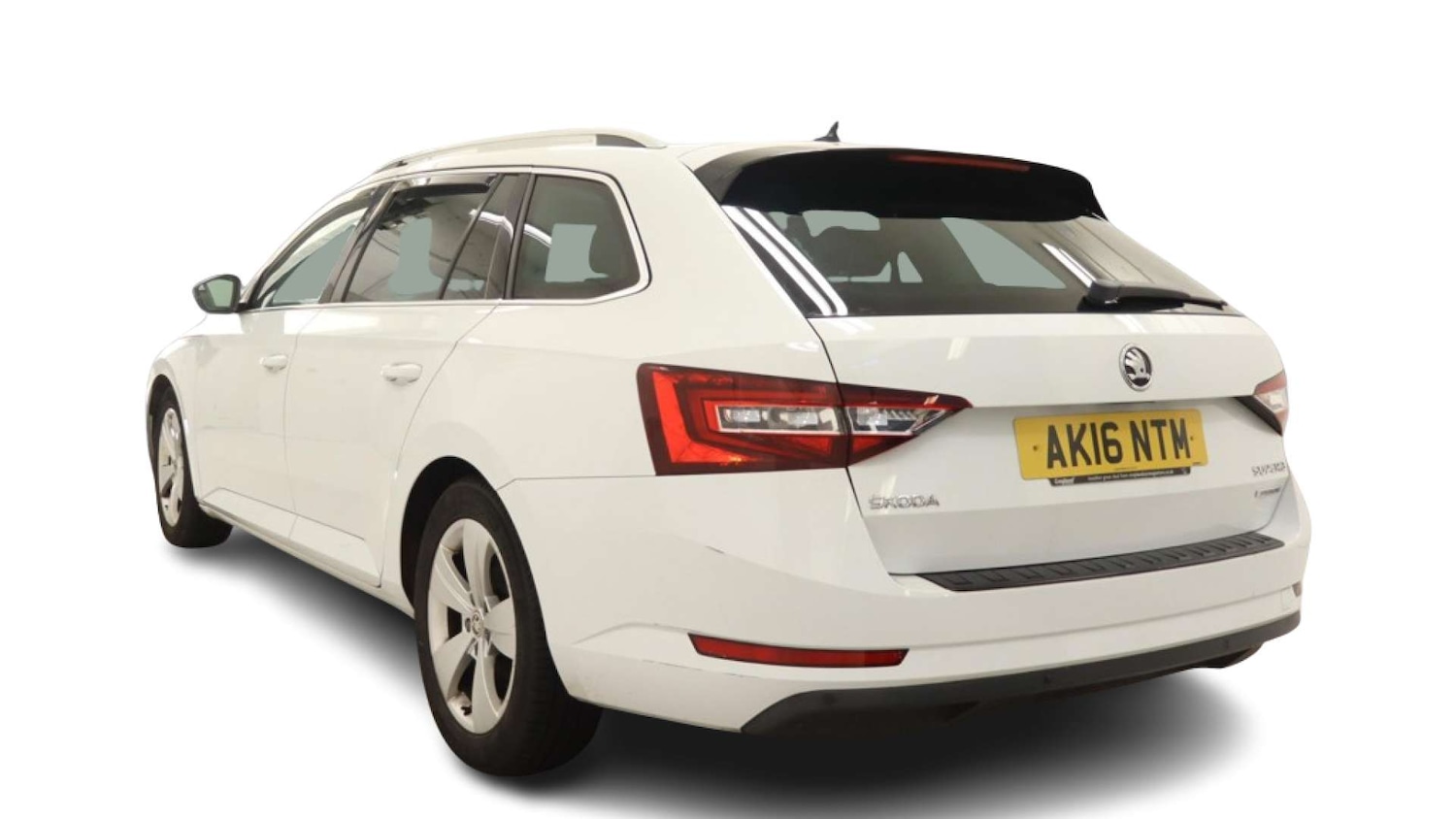 Used Skoda Superb 2016 for sale - 77449567: Photo 2