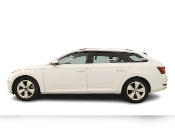 Used Skoda Superb 2016 for sale - 77449567: Photo