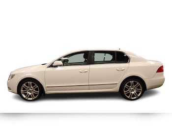 Used Skoda Superb 2011 for sale - 75762100: Photo