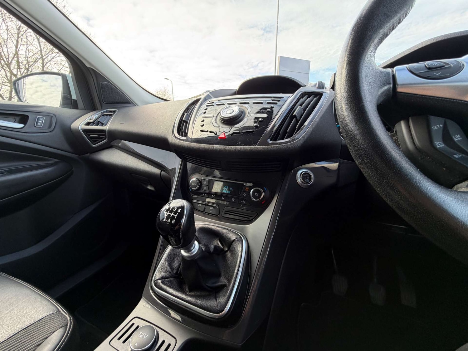 Used Ford Kuga 2014 for sale - 77799735: Photo 52