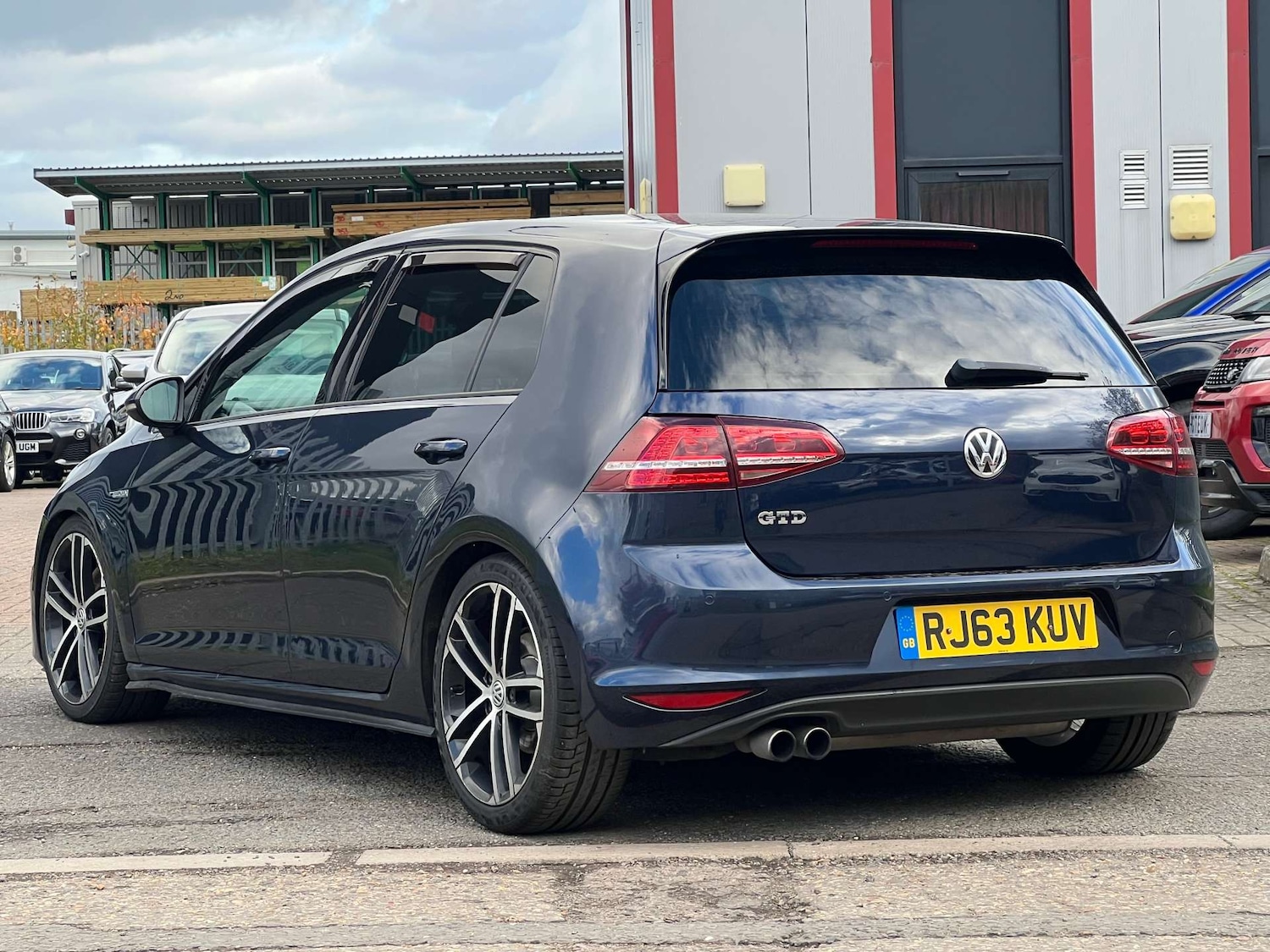 Used Volkswagen Golf 2014 for sale - 76068155: Photo 10