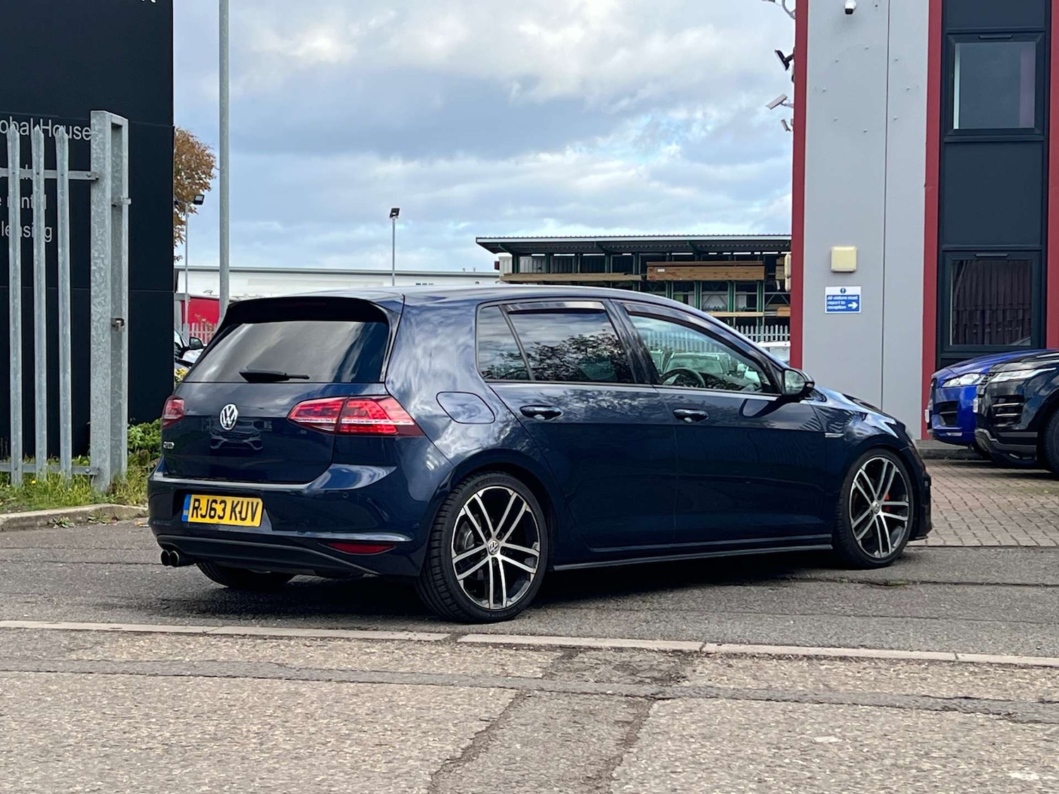 Used Volkswagen Golf 2014 for sale - 76068155: Photo 18