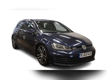 Volkswagen - Golf