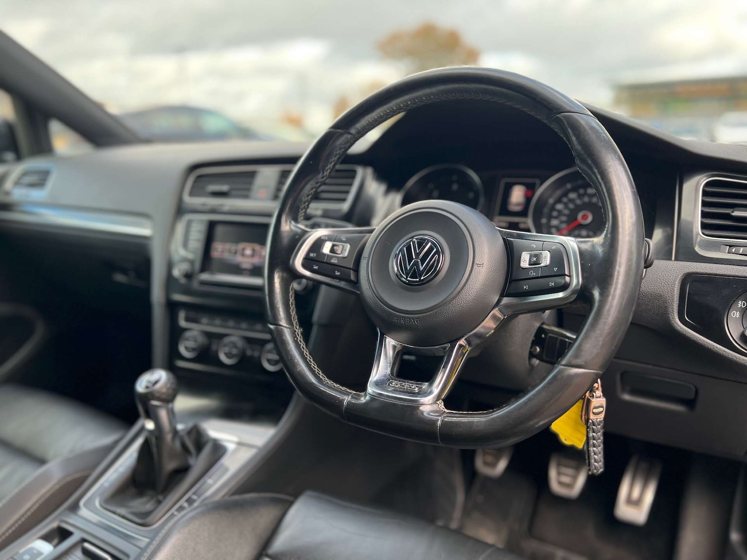 Used Volkswagen Golf 2014 for sale - 76068155: Photo 28