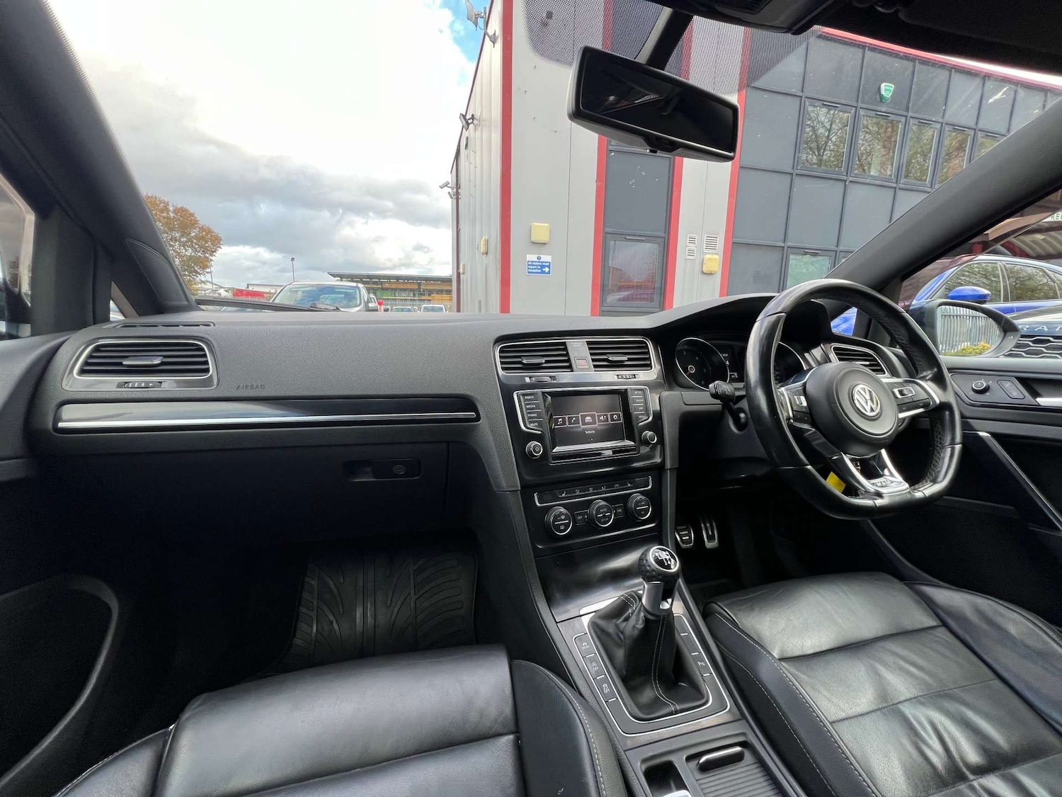 Used Volkswagen Golf 2014 for sale - 76068155: Photo 42