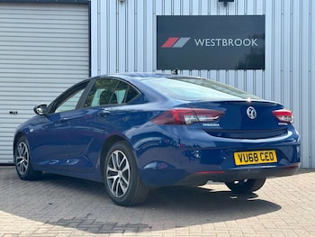 Used Vauxhall Insignia 2018 for sale - 75966405: Photo