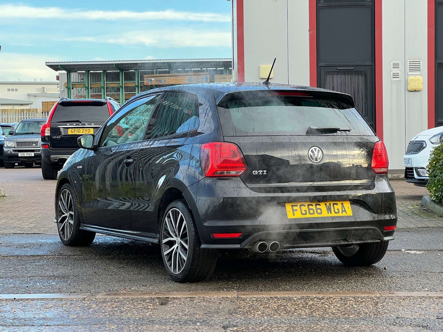 Used Volkswagen Polo 2016 for sale - 76547256: Photo 14