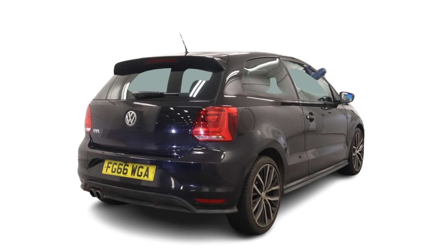 Used Volkswagen Polo 2016 for sale - 76547256: Photo 3