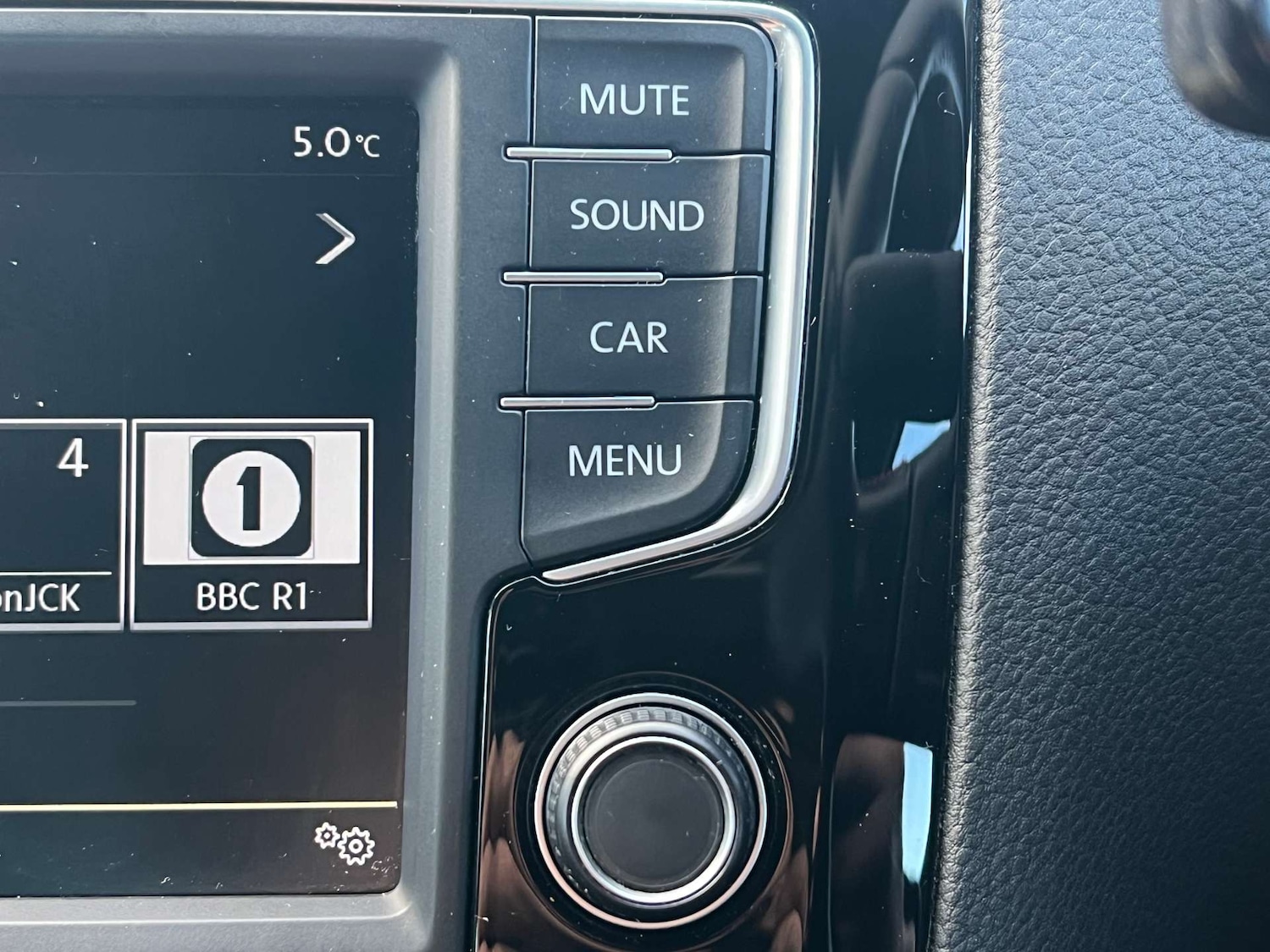 Used Volkswagen Polo 2016 for sale - 76547256: Photo 33