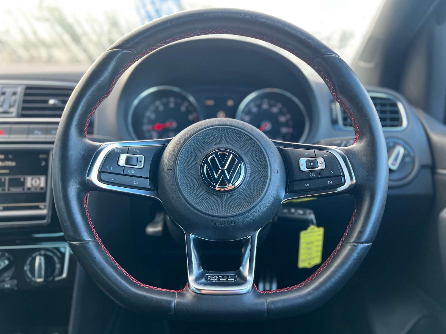 Used Volkswagen Polo 2016 for sale - 76547256: Photo 44