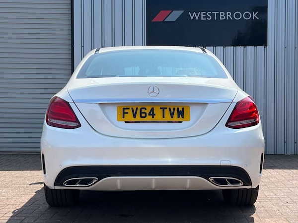 Used Mercedes-Benz C-Class 2015 for sale - 74897474: Photo 4