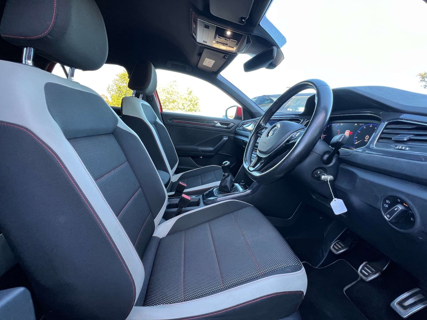 Used Volkswagen T-Roc 2018 for sale - 75956100: Photo 23