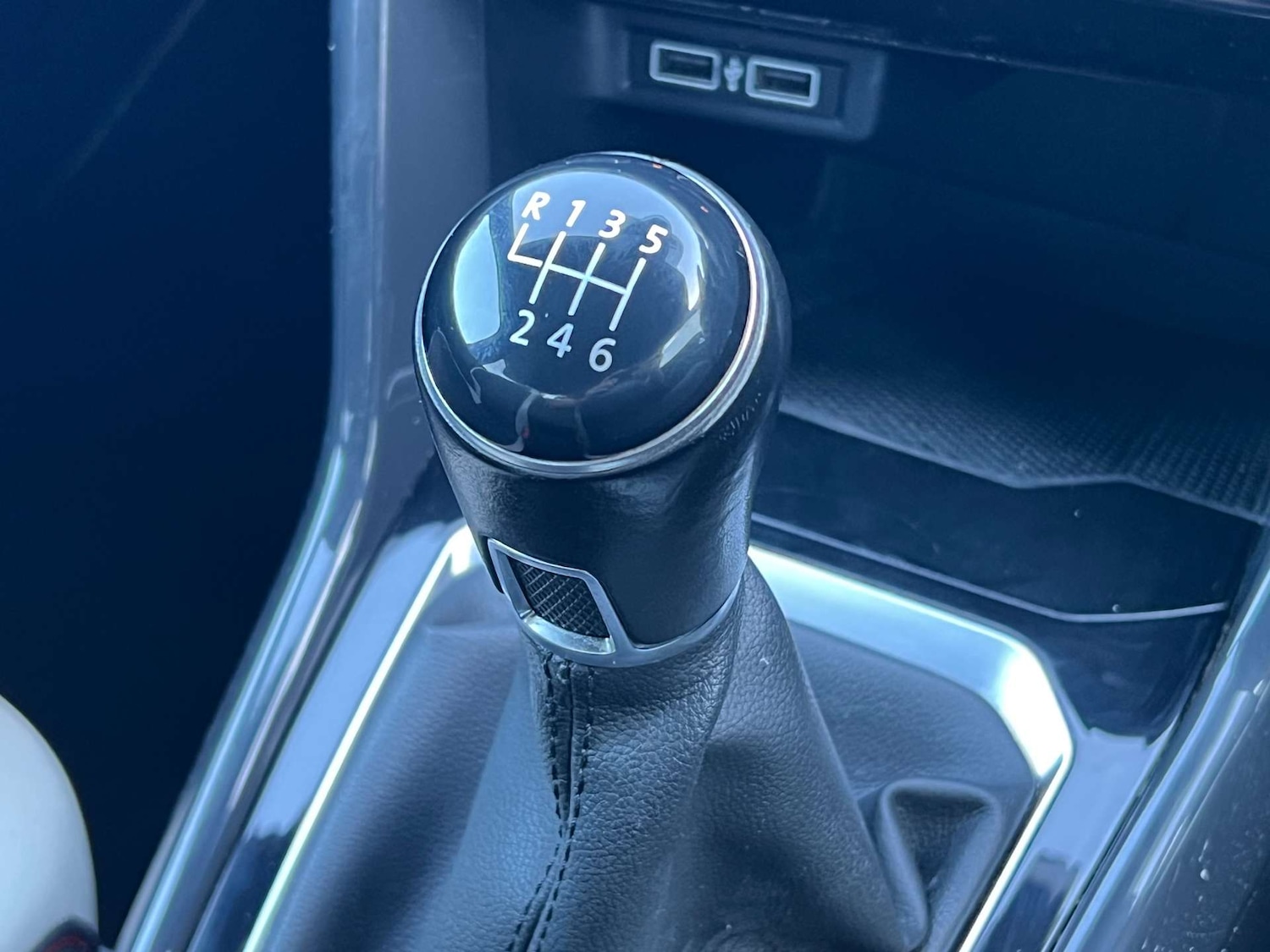 Used Volkswagen T-Roc 2018 for sale - 75956100: Photo 38