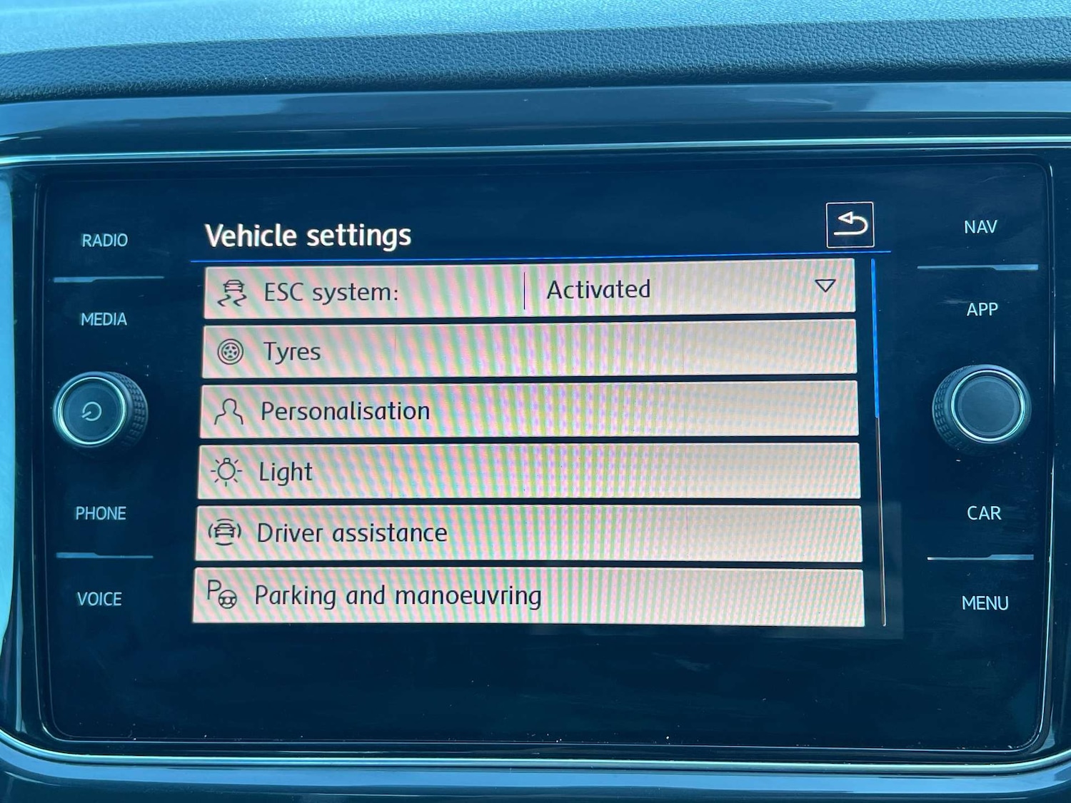 Used Volkswagen T-Roc 2018 for sale - 75956100: Photo 48