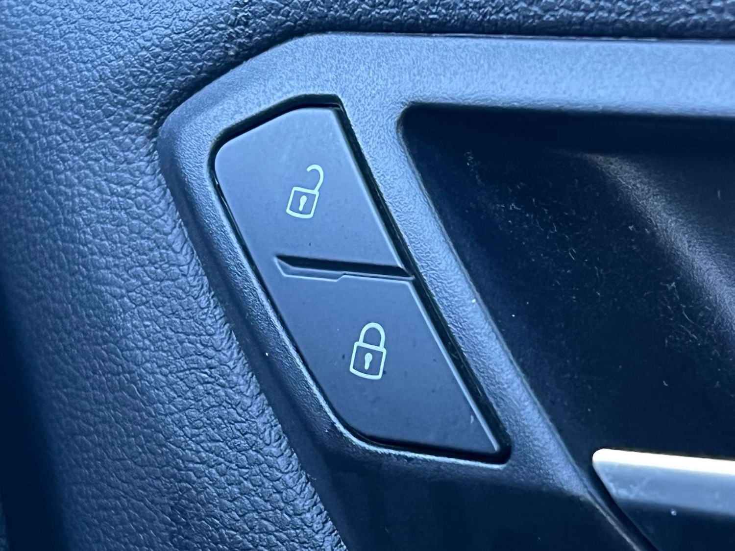 Used Volkswagen T-Roc 2018 for sale - 75956100: Photo 59