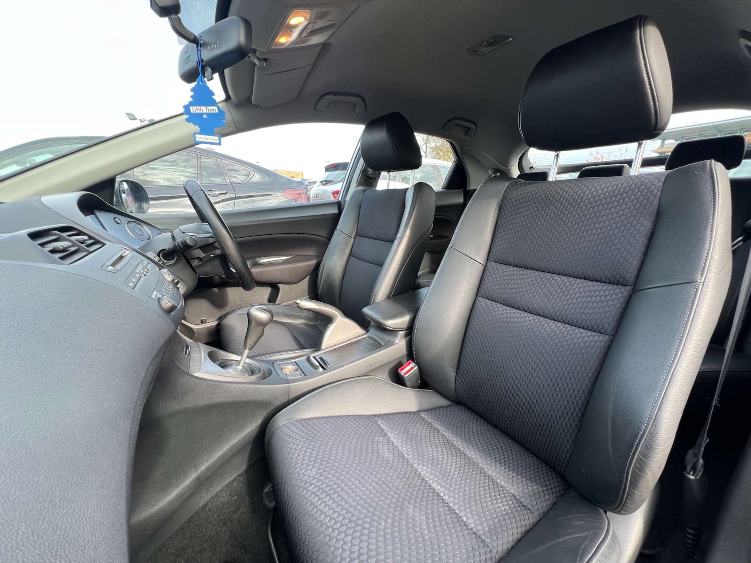 Used Honda Civic 2009 for sale - 76453805: Photo 37