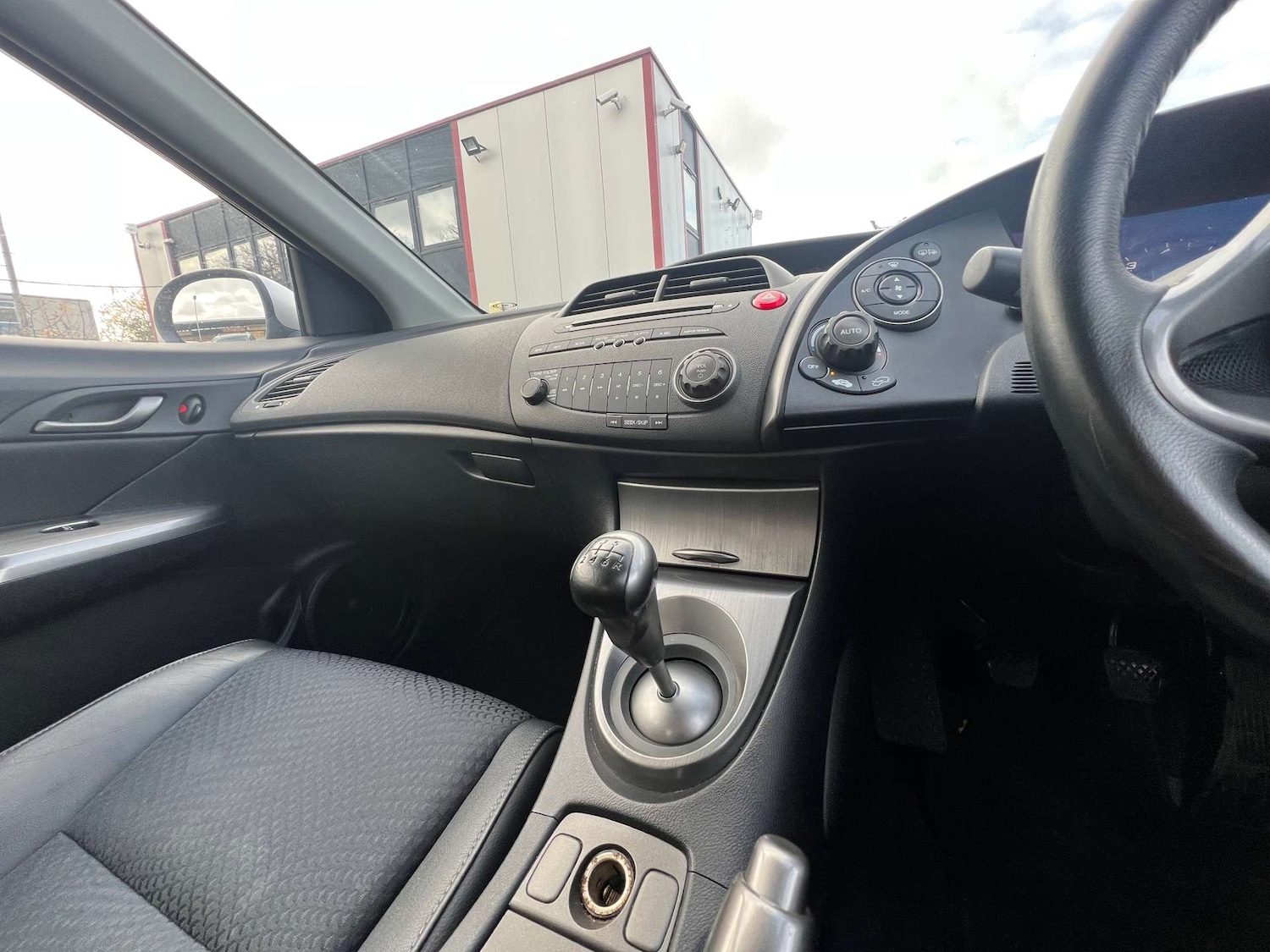 Used Honda Civic 2009 for sale - 76453805: Photo 44