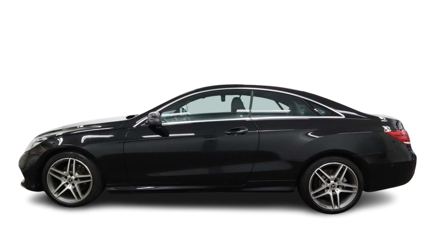 Used Mercedes-Benz E Class 2015 for sale - 77236259: Photo 5