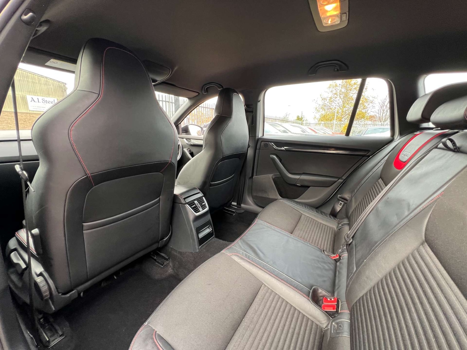 Used Skoda Octavia 2014 for sale - 76253839: Photo 27